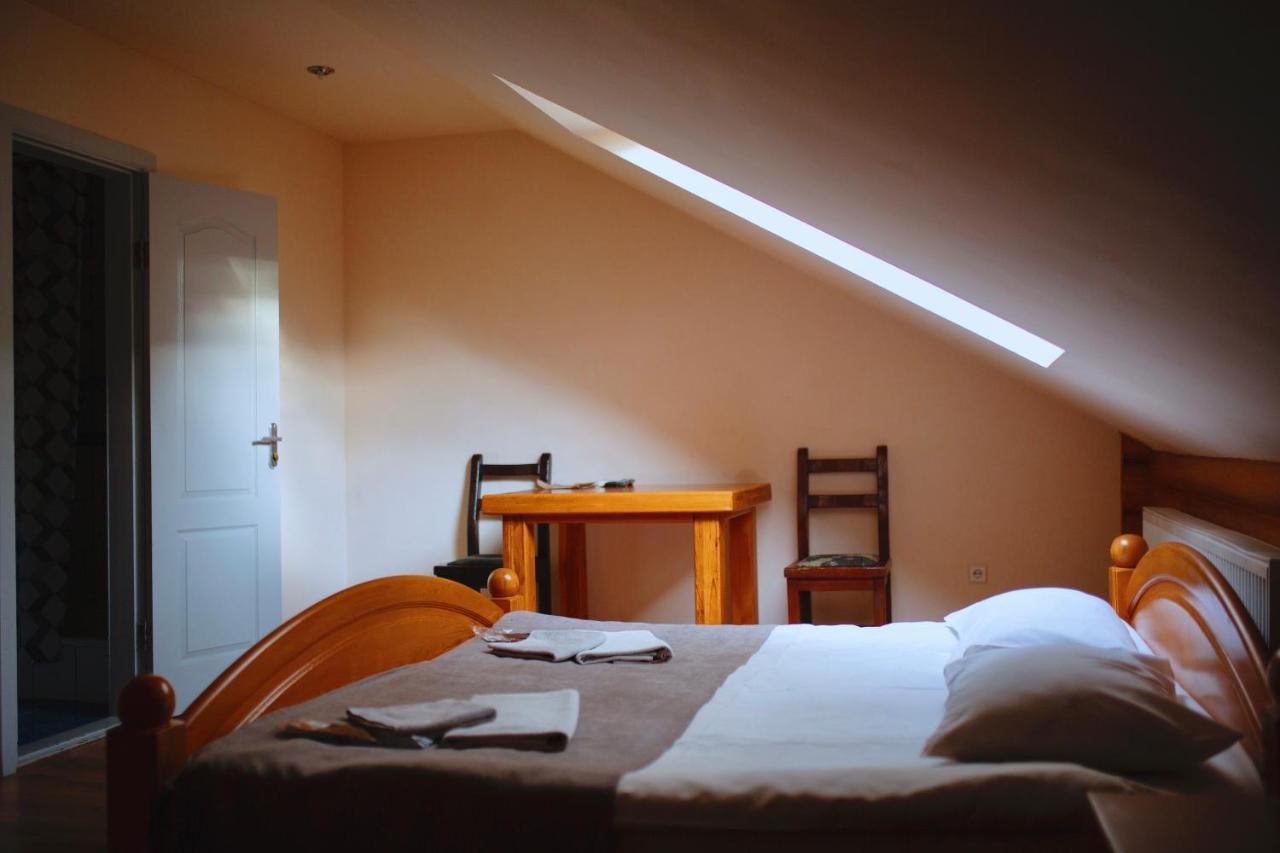 Otel Grebenky
